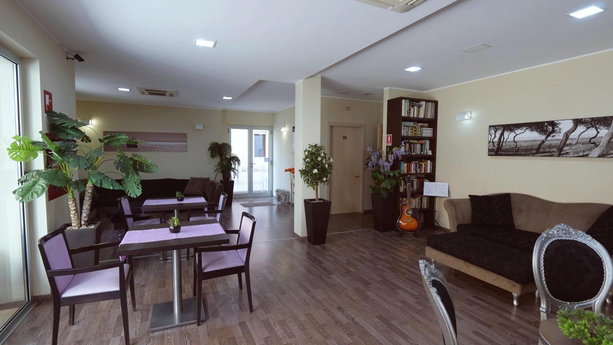Miramare Hotel Pineto